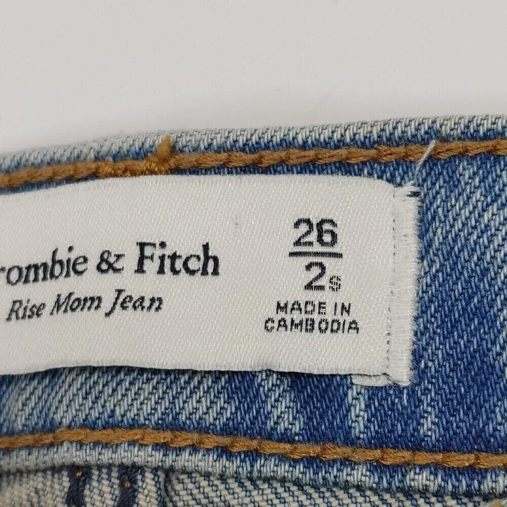 Abercrombie & Fitch High Rise Mom Jean Womens 26/2 S Blue Denim Short Distressed